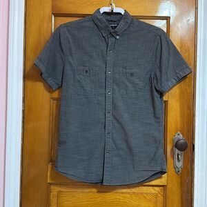 Express Grey Short Sleeve Button Down Shirt Men’s US Small